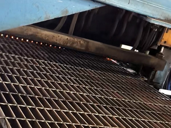 Steel Grating Workshop